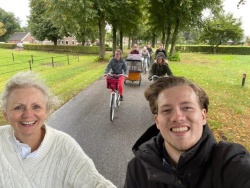 't Kruispunt startzondag 2022 - Fietstocht (25).jpg